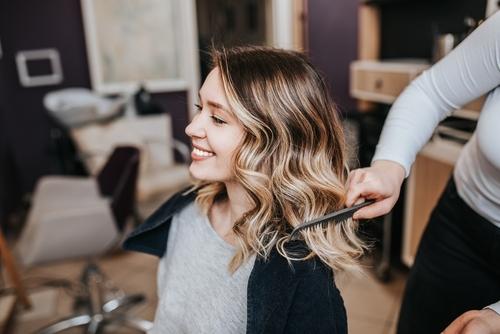 Trouver la Coupe de Cheveux Idéale en Fonction de la Morphologie du Visage